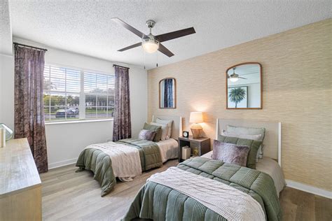 Modern Apartment Gallery | Cortland Pembroke Pines