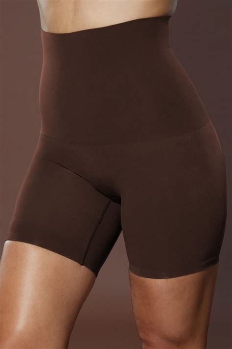 Nearly Naked Shaping Ultra High Waist Short Fabletics