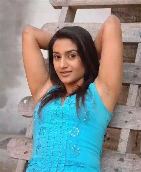 Desi Kissable Lickable Dark Armpit Indian Armpit Indian Actresses