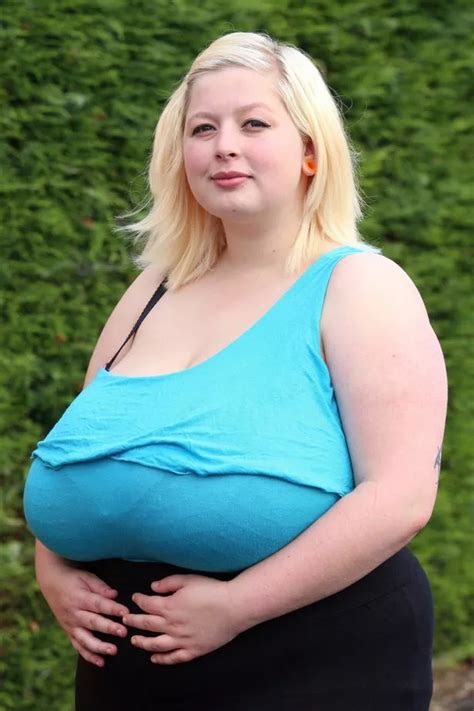 USA Woman With Giant N Breasts Told By Doctors Her Boobs Aren T BIG Enough For NHS Operation