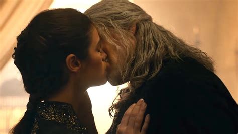 The Witcher Season Kiss Scene Geralt And Yennefer Henry Cavill