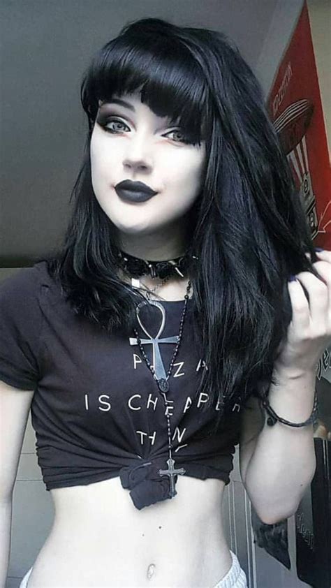 Pin By Gothic Star On Womens Gothic Hair And Makeup Hot Goth Girls Goth Beauty Gothic Beauty