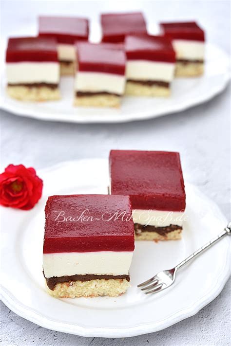 Maybe you would like to learn more about one of these? Himbeer-Quark-Kuchen mit Nutella-Zwieback-Schicht - Rezept