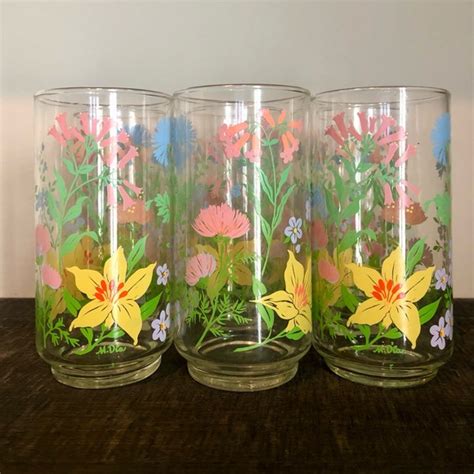 Libbey Kitchen Vintage Libbey Glass Floral Spring Drinking Glasses Signed By M Dia Poshmark