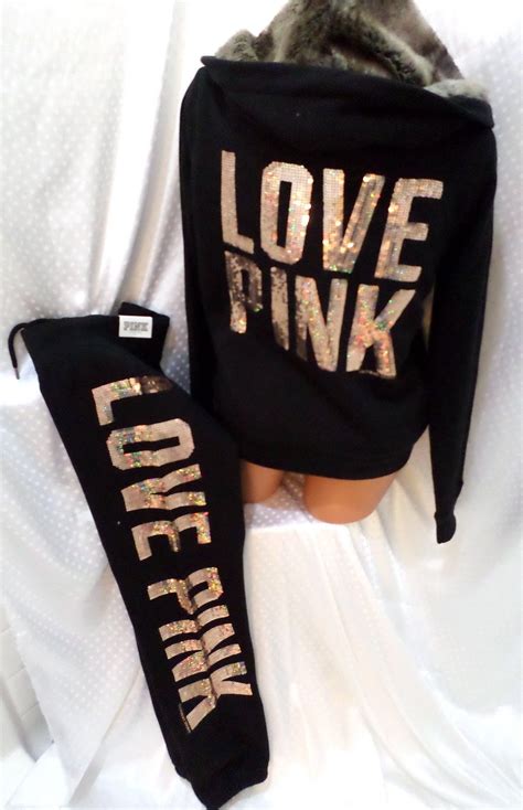 Pin By Chalia Tarango On My Style Pink Outfits Victoria Secret Love