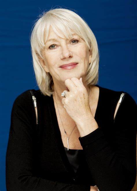 Red Press Conference In Los Angeles Helen Mirren Photo Helen Mirren Hair Helen Mirren