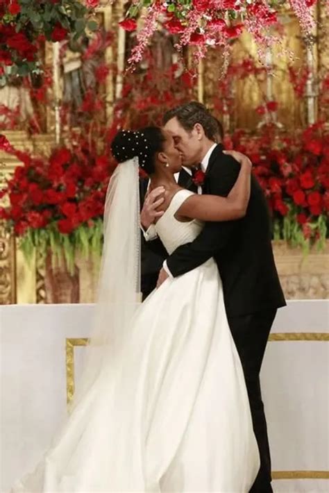 Here S Where You Can Purchase Olivia Pope S Stunning Wedding Dress Black Nuptials