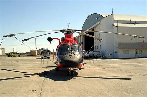 Eurocopter Hh 65c Dolphin United States Coast Guard Uscg United