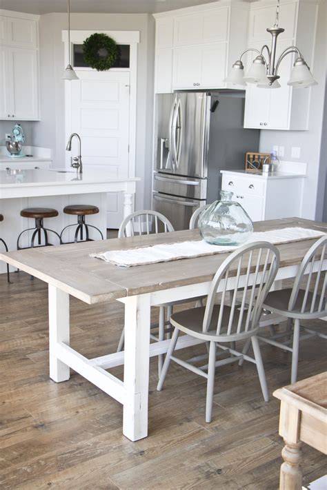 We came home from overseas and built a house. DIY Farmhouse Table and Bench - HoneyBear Lane