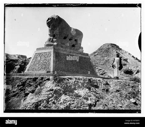 Basalt Lion Hi Res Stock Photography And Images Alamy