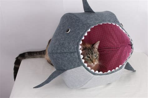 Great White Shark Cat Ball Kitty Bed