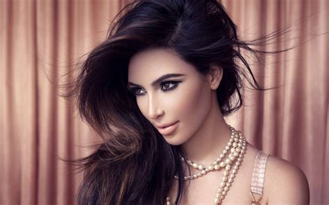 Kim Kardashian Launches Kkw Her New Beauty Brand