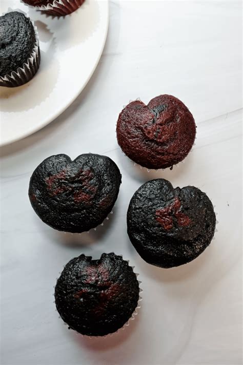 How To Make Anti Valentines Day Heart Cupcakes The Tiptoe Fairy
