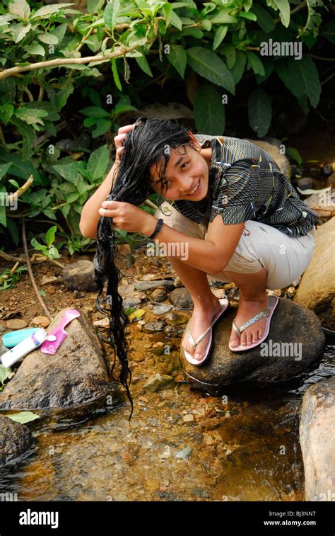 Karen Girl Washing Her Hair Umpium Refugee Campthai Burmese Border