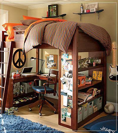 In love with the canopy bed. Great Dorm Ideas to Steal | Guy dorm rooms, Boys bedrooms ...