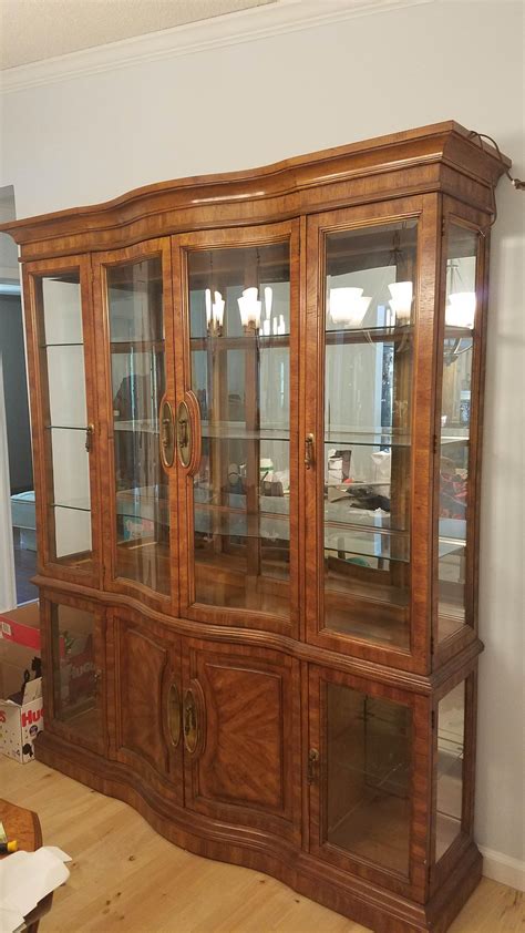 Glass And Mirror Lighted China Cabinet Instappraisal