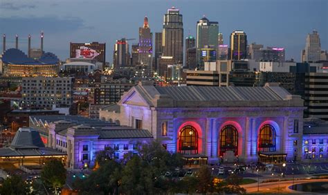 Kansas City Tourism Visit Kc Midwest Things To Do Hotels