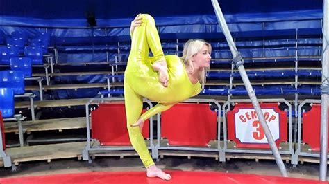 Circus Girl Preparing To Perform Contortion Routines Flexshow Contortionist Flexible Alesya