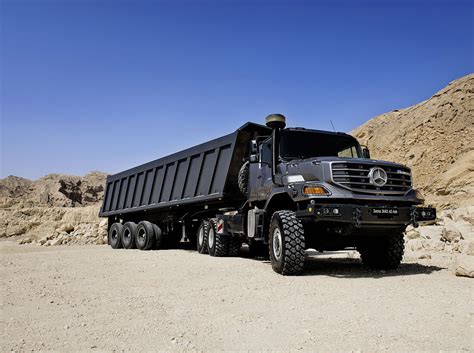 Mercedes Zetros 3643 As 6x6 Mad Max Truck Im Wüsteneinsatz Auto