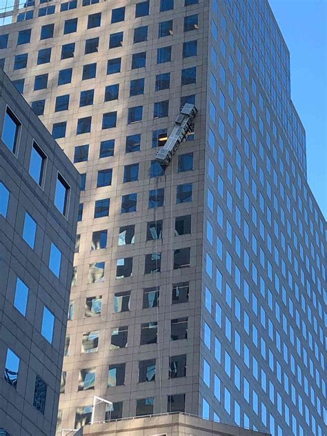 Firefighters Rescue Window Washers From Dangling Scaffolding On 34