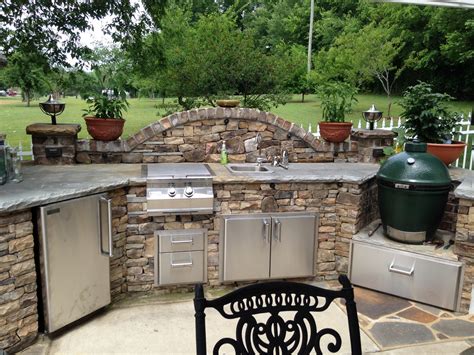 These Diy Outdoor Kitchen Plans Turn Your Backyard Into Entertainment
