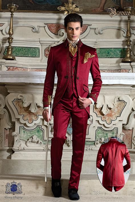 Anzug Barock Klassiker Anzug Jacke In Rotem Satin Mit Gold Farbigen