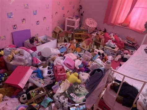 The Uks Messiest Bedrooms Of 2020 Have Just Been Revealed And Theyre