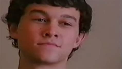 Watch Joseph Gordon Levitt Bares All In His Mysterious Skin Audition