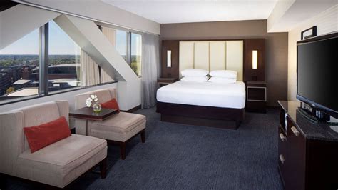 Hotel Rooms And Suites In Downtown Columbus Hyatt Regency Columbus