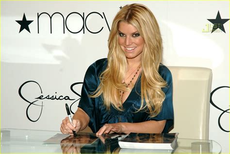Jessica Simpson Macy S Herald Square Photo 704641 Photos Just Jared Celebrity News And