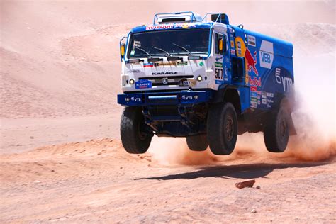 Perris flat track moto racing. Dakar Rally's environmental impact criticised - EURACTIV.com