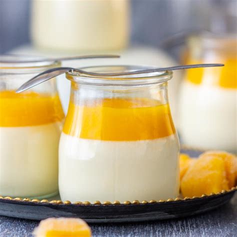 Find panna cotta ideas, recipes & menus for all levels from bon appétit, where food and culture ricotta panna cotta with nectarines and honey. Mango Panna Cotta Recipe - Happy Foods Tube