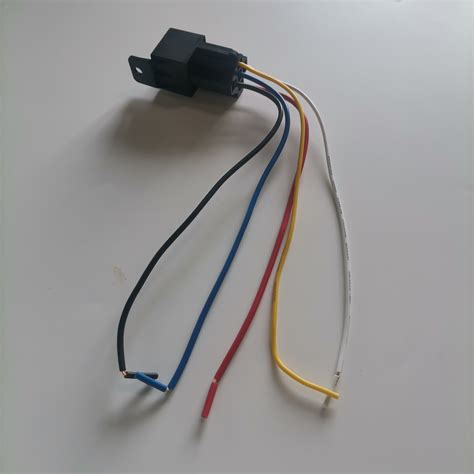 5 Pin Plastic Cable Wiring Relay Socket Harness Relays For Auto China