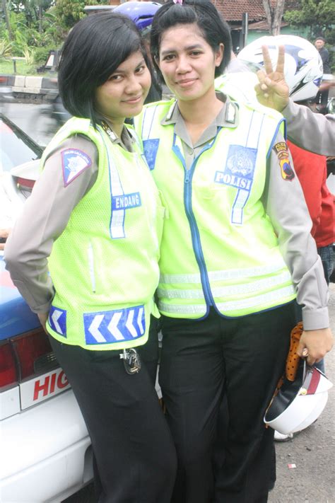 Beautiful Indonesian Police Women Police Women Women Warrior Woman
