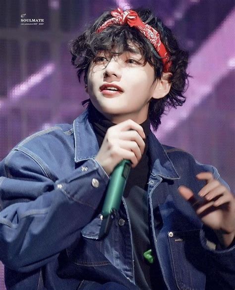Exactly the same as jungkook in both mvs except he has a bandana in not today and a winter hat in spring day. taetae in 2020 | Bts headband, Kpop hair, Curly hair styles