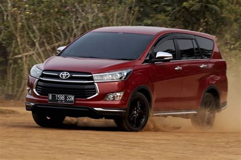 Harga Toyota Kijang Innova Reborn Akhir Tahun Kondisi Bekas