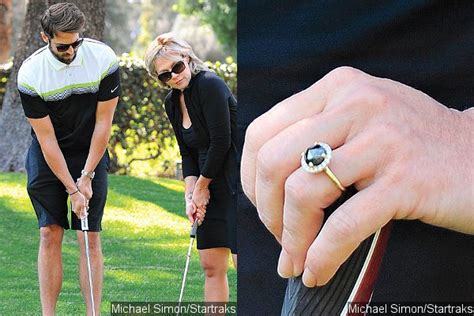First Image Of Jennie Garth S Engagement Ring Surfaces