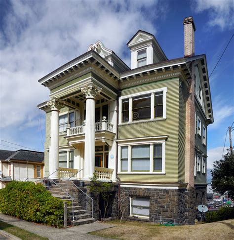 Old Historical Victorian Homes Astoria Oregon Editorial Image Image