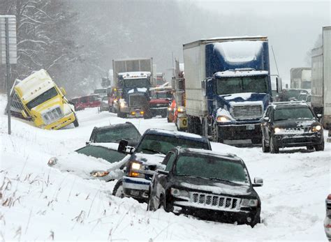 Winter Storm Pounding Midwest Blamed For At Least 2 Deaths Chicago