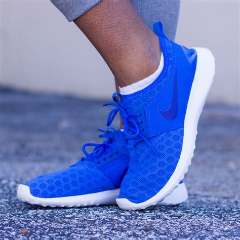 Complete Your Fit With The Nike Womens Juvenate In Blue Is Out And