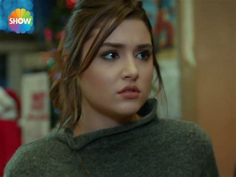 Hande Ercel Hayat In 2019 Turkish Beauty Beautiful