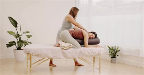 Swedish Massage Vs Deep Tissue Similarities Differences And Benefits Yomassage®