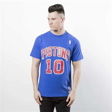 Check spelling or type a new query. Mitchell & Ness Detroit Pistons #10 Dennis Rodman T-shirt ...
