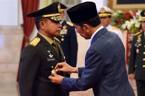 Jenderal Agus Subiyanto Resmi Dilantik Jadi Panglima Tni Teropong Media