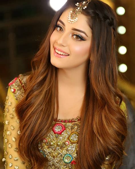 Cute Open Hair Hairstyles For Indian Wedding Best Hairstyle Tips