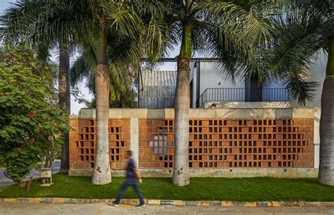 Brick Jali Wall Provides Privacy And Ventilation Architropics