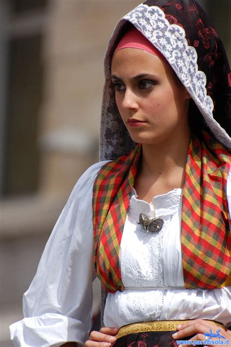 Sardinian Folk Costumes Costumi Sardi Cabrascràbas