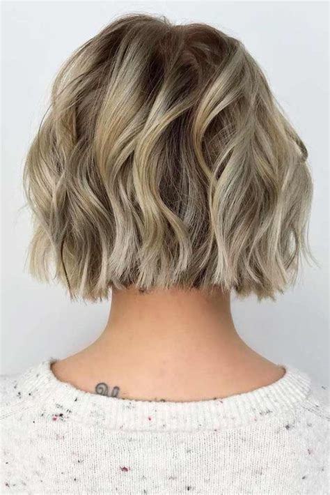 Easy haircuts for women /via 10 Stylish Short Wavy Hairstyles with Balayage - Short ...