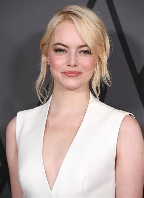 Emma Stone Just Went Milky Blonde For High Summer