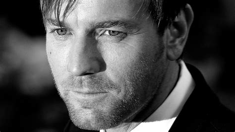 Elcome to ewanmcgregor.net, the ultimate source for the scottish actor ewan mcgregor. Ewan McGregor reveals Obi-wan will be Rocky-style sporting ...